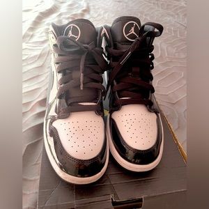 Nike Air Jordan mid1 SE ASW